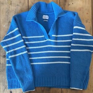 SAYLOR Men's Blue and White Zip-Up Sweater